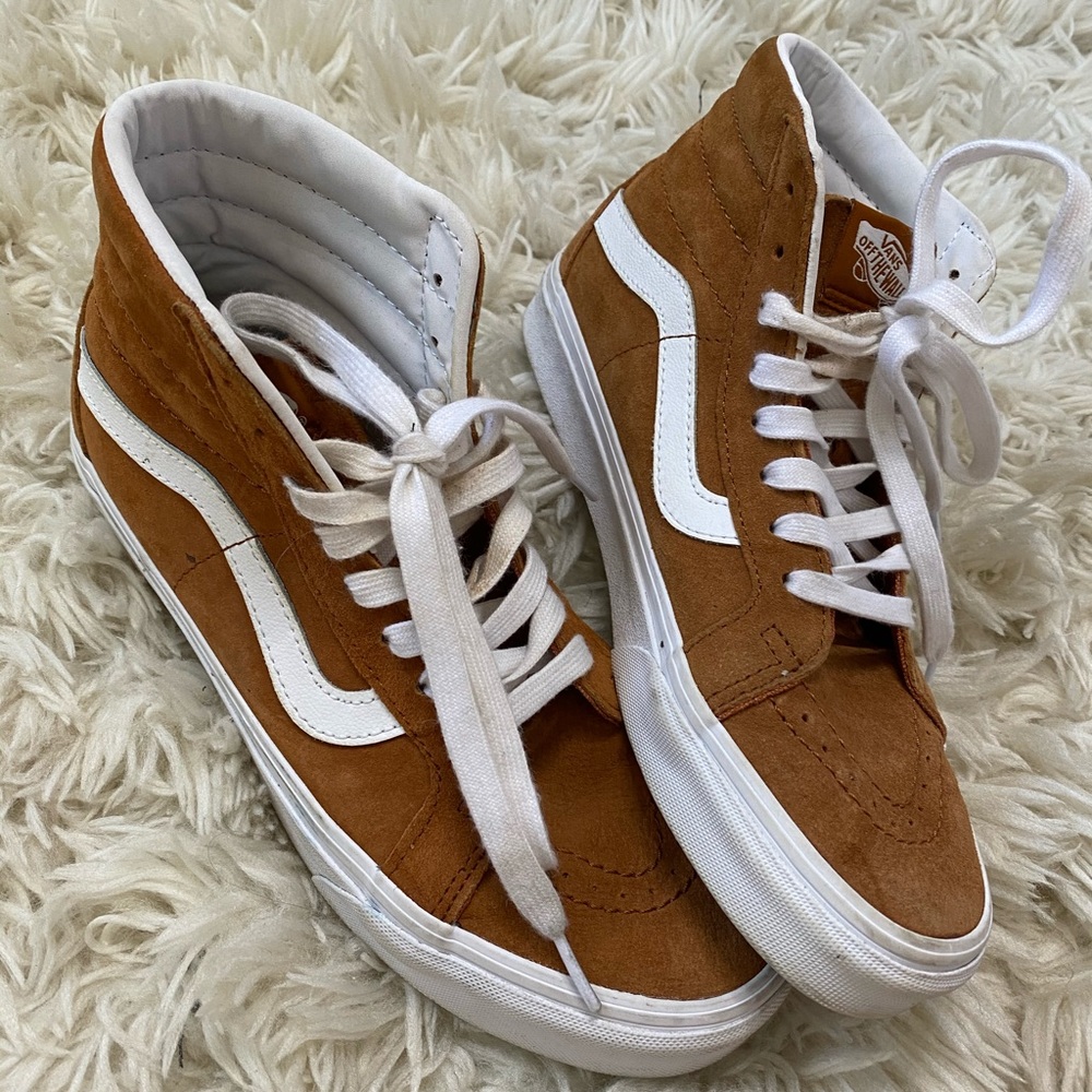 LIMITED EDITION Corduroy High Top Vans